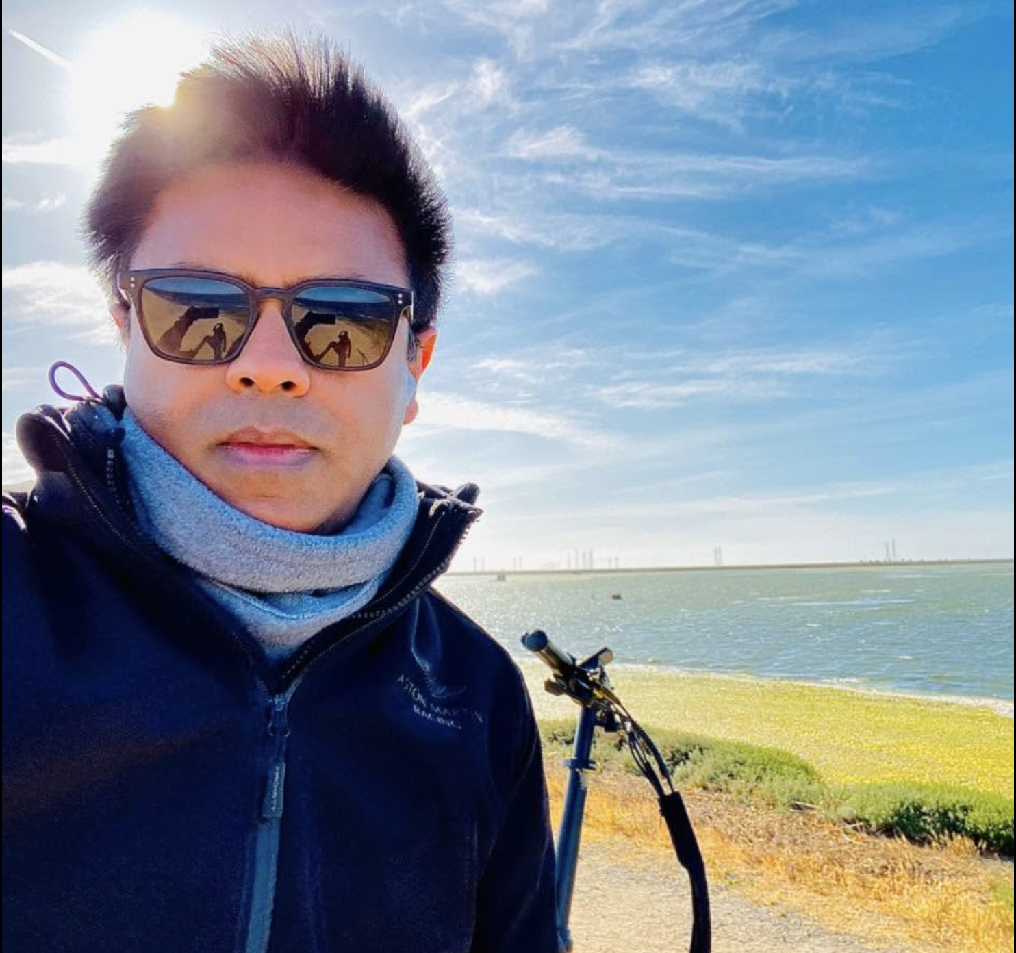 Shaukat Shamim by the bay
